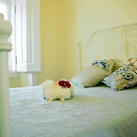 Lumo 1st Floor Apartment *